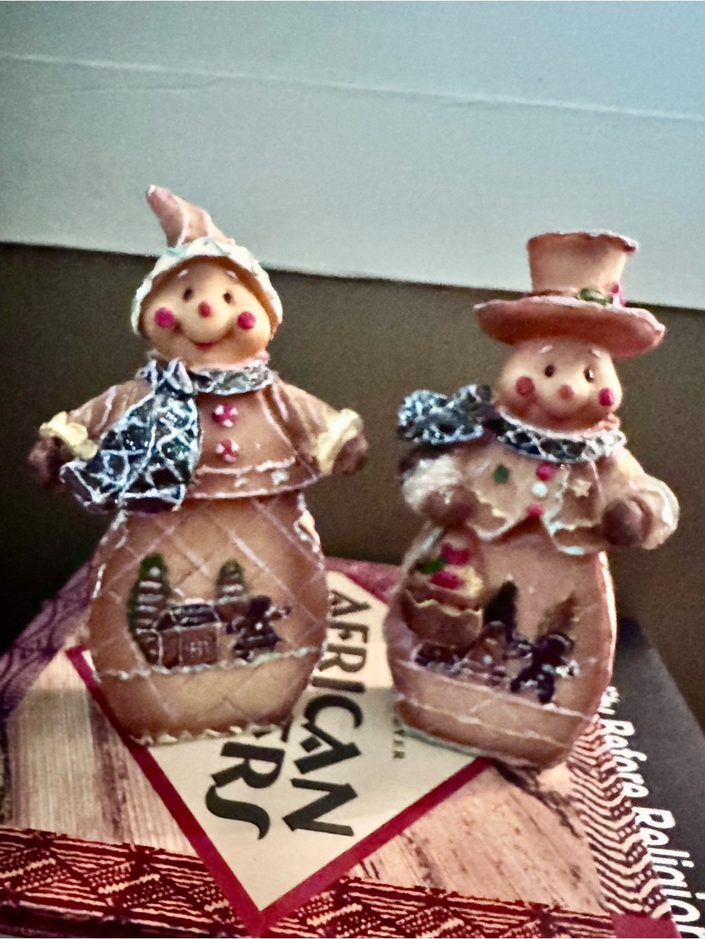 Set of Gingerbread Greenbrier International Snow Couple